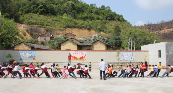關愛農村學校留守兒童教育途徑